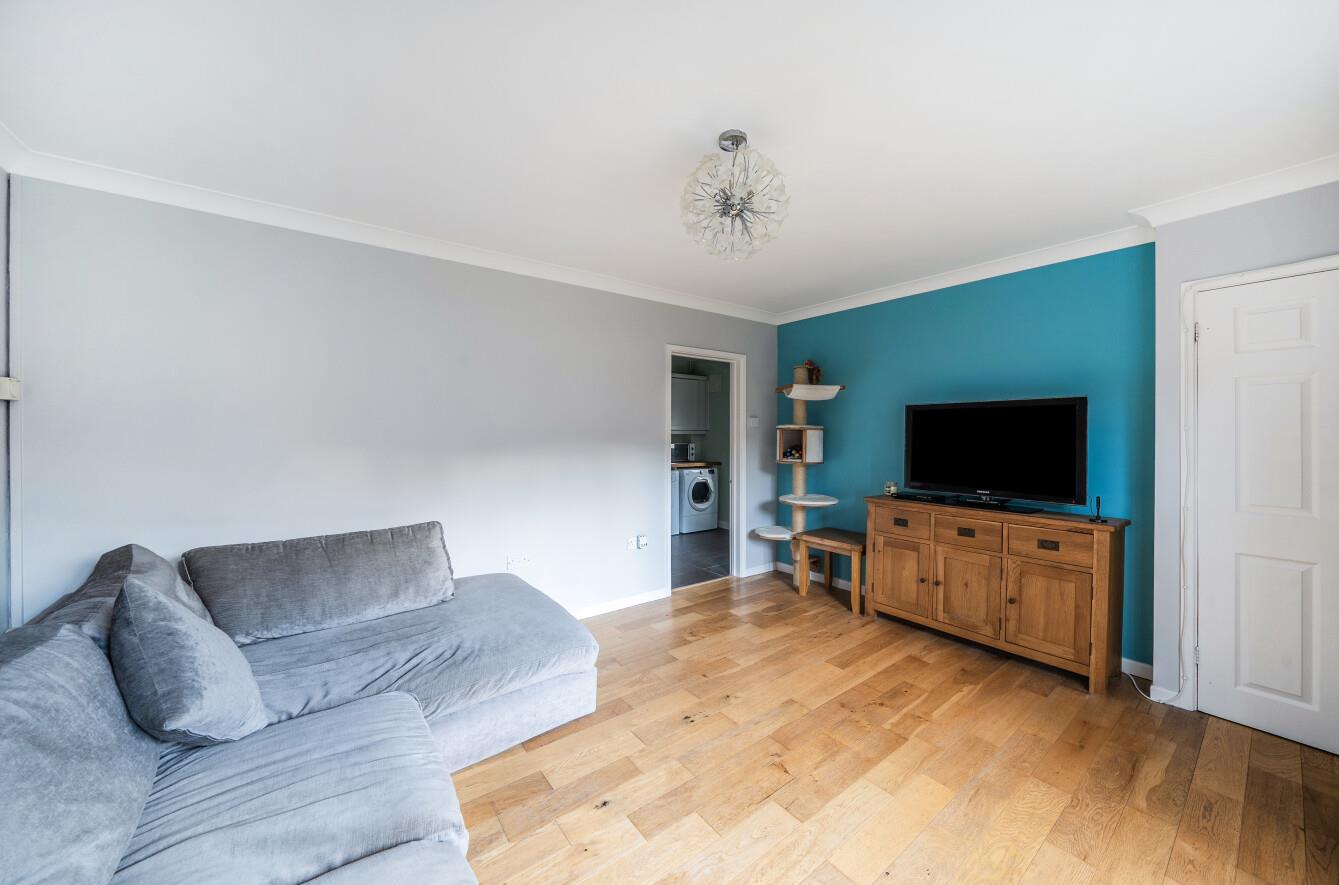 Solva Road, Clase, Swansea, SA6 7NT